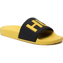 Klapki HUGO - Timeout 50411426 10208293 01 Open Yellow 760. Czarne klapki męskie HUGO, bez wzorów, z tworzywa sztucznego. Za 219,00 zł.