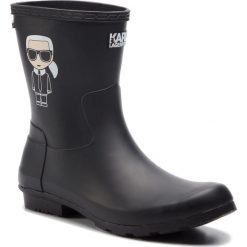 Kalosze KARL LAGERFELD - KL47070 Black Rubber. Czarne kalosze damskie marki KARL LAGERFELD, bez wzorów, z tworzywa sztucznego. Za 529,00 zł.