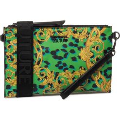 Torebka VERSACE JEANS COUTURE - E1VVBBPX 71417 139. Zielone listonoszki damskie Versace Jeans Couture, bez wzorów, z jeansu, bez dodatków. W wyprzedaży za 309,00 zł.