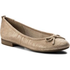 Baleriny TAMARIS - 1-22114-20 Beige Struct. 467. Żółte baleriny damskie Tamaris, bez wzorów, z zamszu, klasyczne, bez obcasa, na płaskiej podeszwie. W wyprzedaży za 169,00 zł.