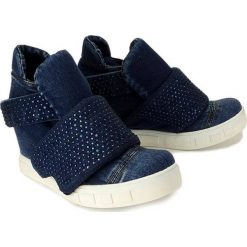 LANQIER 41C260 jeans, botki damskie. Koturny damskie Lanqier, bez obcasa, na koturnie, bez zapięcia. Za 299,90 zł.