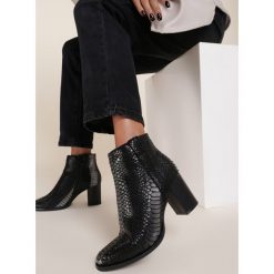 Czarno-Srebrne Botki Yao. Czarne botki damskie Renee, bez obcasa, na obcasie, bez zapięcia. Za 149,99 zł.