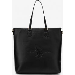 U.S. Polo Assn Folsom Tall Torebka Czarny. Czarne torebki klasyczne damskie U.S. Polo Assn., w paski, z materiału, bez dodatków. Za 447,95 zł.