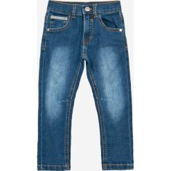 Blukids - Jeansy dziecięce 98-128 cm. Niebieskie jeansy męskie z dziurami marki Blukids. W wyprzedaży za 29,90 zł.
