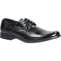Czarne buty wizytowe sznurowane Casu MXC393. Czarne buty wizytowe męskie marki Casu, na sznurówki. Za 79,99 zł.