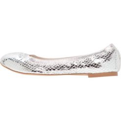 Baleriny damskie lakierowane: Buffalo Baleriny silver