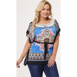 Niebieska Tunika Wrecker. Niebieskie tuniki damskie Born2be, xl, w paski, z dzianiny, z okrągłym kołnierzem, z krótkim rękawem. Za 14,99 zł.