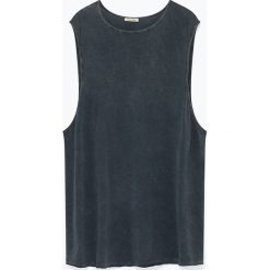 Top "Danabay" w kolorze antracytowym. Szare bluzki damskie American Vintage, bez wzorów, z okrągłym kołnierzem. W wyprzedaży za 107,95 zł.