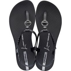 Ipanema Lenny Cosmo Fem 26101-20780 Kobiece sandały Black / Black (rozmiar 35-36). Czarne sandały damskie Ipanema, bez wzorów, eleganckie, bez obcasa, bez zapięcia. W wyprzedaży za 153,00 zł.