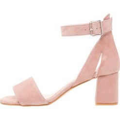 Rzymianki damskie: Shoe The Bear MAY Sandały pale blush