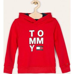 Tommy Hilfiger - Bluza dziecięca 116-176 cm. Niebieskie bluzy chłopięce TOMMY HILFIGER, z nadrukiem, z bawełny, bez rękawów, z kapturem. W wyprzedaży za 219,90 zł.