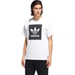 Adidas Originals Solid BB Koszulka Biały. Białe podkoszulki męskie adidas Originals, s, z nadrukiem, z bawełny, bez kołnierzyka, z krótkim rękawem, krótkie. Za 145,95 zł.