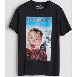 T-shirt z filmowym nadrukiem - Czarny. Czarne t-shirty męskie z nadrukiem Reserved, l. Za 59,99 zł.