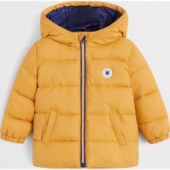 Mango Kids - Kurtka dziecięca (80 - 104) Aldo. Zielone kurtki chłopięce Mango Kids, bez wzorów, z poliesteru, krótkie, z kapturem. Za 89,90 zł.