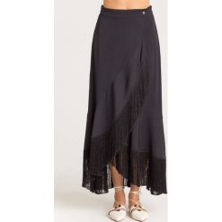 SPÓDNICA Twinset. Czarne spódniczki damskie Twinset, na co dzień, bez wzorów, z tkaniny, midi, proste. Za 916,30 zł.
