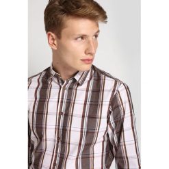 Koszula długi rękaw męska slim fit. Szare koszule męskie Top Secret, na zimę, m, bez wzorów, z bawełny, klasyczne, z klasycznym kołnierzykiem, z długim rękawem. W wyprzedaży za 39,99 zł.