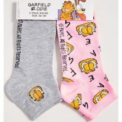 Skarpetki ze wzorem Garfield - Wielobarwny. Skarpetki damskie Sinsay, bez wzorów. W wyprzedaży za 7,99 zł.