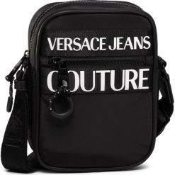 Saszetka VERSACE JEANS COUTURE - E1YZAB69 71593 899. Czarne torby męskie skórzane Versace Jeans Couture, bez wzorów, z jeansu, młodzieżowe. Za 599,00 zł.