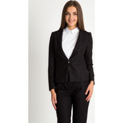 Czarny błyszczący żakiet na guziki QUIOSQUE. Czarne marynarki i żakiety damskie QUIOSQUE, z lakierowanej skóry, eleganckie. Za 249,99 zł.
