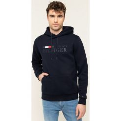 Bluza TOMMY HILFIGER Basic Hoody MW0MW12672. Niebieskie bluzy męskie TOMMY HILFIGER, xxl, bez wzorów, z bawełny, bez kołnierzyka, bez rękawów, bez kaptura. W wyprzedaży za 359,00 zł.