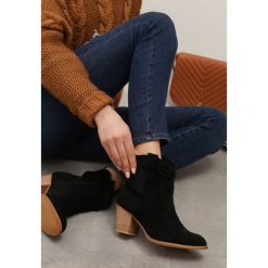 Czarne Kowbojki Paola. Czarne botki damskie Born2be, eleganckie, z okrągłym noskiem, za kostkę, bez obcasa, na obcasie, na zamek. Za 129,99 zł.