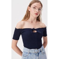 Bluzka z odkrytymi ramionami - Granatowy. Niebieskie bluzki damskie Sinsay, s, bez wzorów, bez kołnierzyka, bez rękawów. Za 39,99 zł.