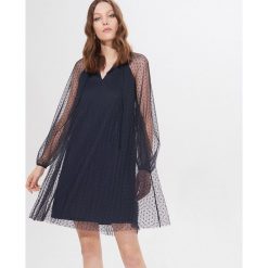 Sukienka mini z transparentnymi rękawami - Niebieski. Niebieskie sukienki damskie Mohito, xs, bez wzorów, bez kołnierzyka, bez rękawów, mini. W wyprzedaży za 99,99 zł.