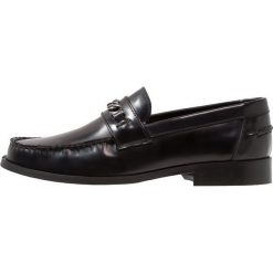 Walk London STELLAR Półbuty wsuwane black. Czarne półbuty męskie marki Walk London, ze skóry ekologicznej. Za 509,00 zł.