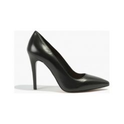 Czółenka czarne Amanda. Czarne buty ślubne damskie Badura. Za 255,99 zł.