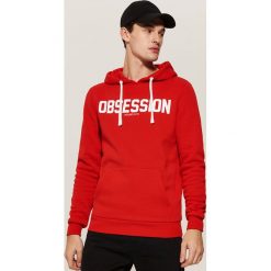 Bluza z napisem - Czerwony. Czerwone bejsbolówki męskie House, l, z napisami. Za 79,99 zł.
