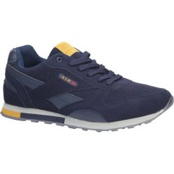 Granatowe buty sportowe sznurowane Casu 9ACH-17300. Szare halówki męskie Casu, na sznurówki. Za 69,99 zł.