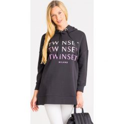 BLUZA TWINSET. Czarne bluzy damskie Twinset, xxs, z nadrukiem, z bawełny. Za 304,50 zł.