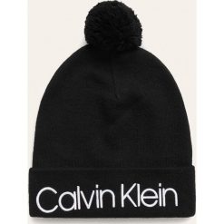 Calvin Klein Jeans - Czapka. Szare czapki damskie Calvin Klein Jeans, na zimę, bez wzorów, z wełny. Za 179,90 zł.