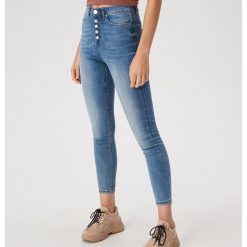 Jeansy skinny z guzikami - Niebieski. Niebieskie jeansy damskie Sinsay. Za 89,99 zł.