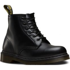 Dr. Martens 101 10064001. Czarne buty trekkingowe męskie marki Dr. Martens, ze skóry. W wyprzedaży za 549,99 zł.