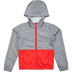 Kurtka chłopięca JKUM103 szaro-pomarańczowa r. 104. Szare kurtki chłopięce marki 4f, bez wzorów, sportowe, bez kaptura. Za 77,63 zł.