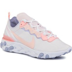 Buty NIKE - React Element 55 BQ2728 601 Pale Pink/Washed Coral. Różowe półbuty damskie Nike, na co dzień, bez wzorów, ze skóry ekologicznej, bez obcasa, na płaskiej podeszwie, bez zapięcia. W wyprzedaży za 389,00 zł.