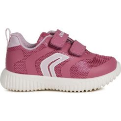 Geox tenisówki dziewczęce Waviness 22 różowy. Różowe trampki dziewczęce Geox, na lato, bez wzorów, bez zapięcia. W wyprzedaży za 169,00 zł.