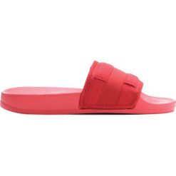 Czerwone Klapki Opensightly. Czerwone kapcie męskie Born2be, w paski. Za 29,99 zł.