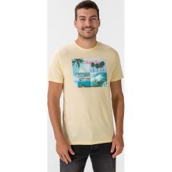 Jack & Jones Oniket Koszulka Żółty. Żółte podkoszulki męskie Jack & Jones, m, z nadrukiem, z bawełny, z krótkim rękawem. Za 64,95 zł.