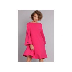 Sukienka Stylish Gal - fuksja. Różowe sukienki damskie marki Madnezz, s, z aplikacjami, z elastanu, eleganckie, z dekoltem na plecach, bez rękawów. Za 249,00 zł.