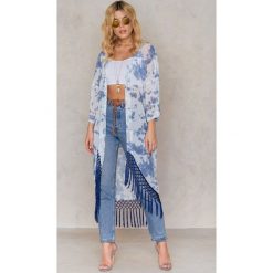 Bolerka i narzutki damskie: NA-KD Boho Narzutka maksi „kaftan” z zaokrąglonym dołem – White,Blue,Multicolor