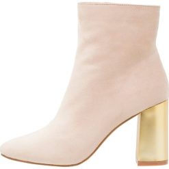 Botki damskie: Public Desire ORLA Botki na obcasie nude/gold