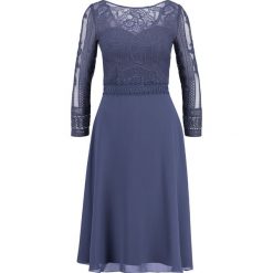 Sukienki: Chi Chi London Tall TAM Sukienka koktajlowa blue