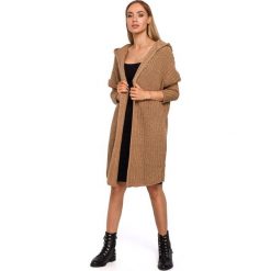 Kardigan oversize z kapturem - kamelowy. Swetry damskie Moe, s, bez wzorów, z poliamidu. Za 189,00 zł.