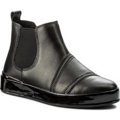 Sztyblety GUESS - Vanina FLVNI4 LEA10 BLACK. Czarne buty zimowe damskie Guess, z materiału. W wyprzedaży za 339,00 zł.