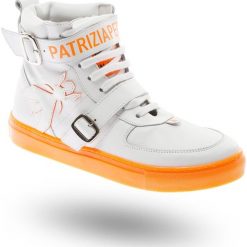 SNEAKERSY PATRIZIA PEPE. Białe sneakersy damskie ze skóry. Za 683,40 zł.