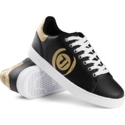 Sneakersy Trussardi Jeans. Czarne sneakersy damskie z jeansu. Za 379,00 zł.