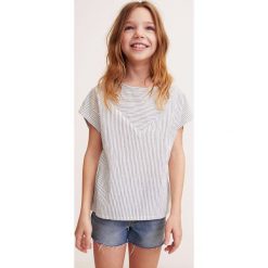 Mango Kids - Bluzka dziecięca Rossy 110-164 cm. Białe bluzki dziewczęce Mango Kids, bez wzorów, z wiskozy, z okrągłym kołnierzem, z krótkim rękawem, krótkie, bez kaptura. W wyprzedaży za 35,90 zł.