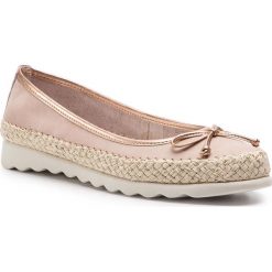Espadryle THE FLEXX - Chaplet C122/50 Rose. Różowe espadryle damskie The Flexx, na co dzień, bez wzorów, ze skóry, bez obcasa, na płaskiej podeszwie, bez zapięcia. W wyprzedaży za 299,00 zł.